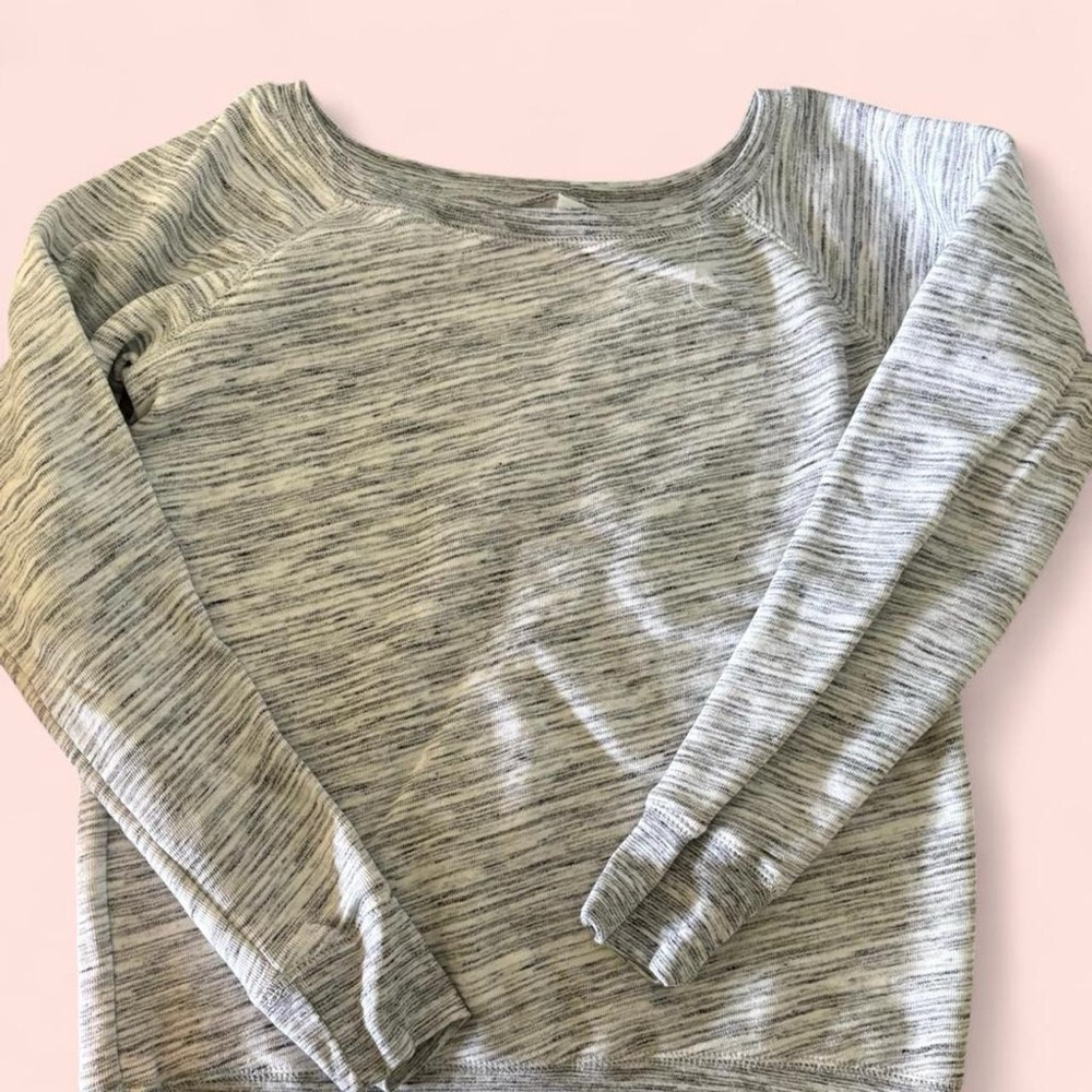 Bella and Canvas top💙